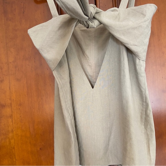 NWT Theory Tie Back Top Sandalwood New Crunch | Size M - Picture 11 of 13
